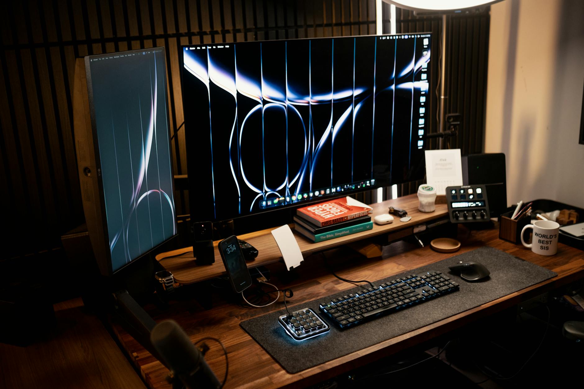 ergonomik masa monitör klavye düzeni